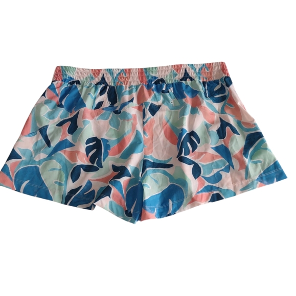 NWT Old Navy XXL Geo Print Stretch Tech Quick Dry Shorts - Picture 3 of 16